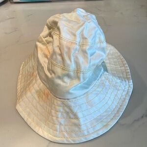NWOT bucket hat